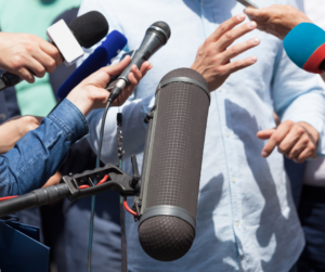 The Digital Shift in News Reporting: Revolutionizing the Media Landscape