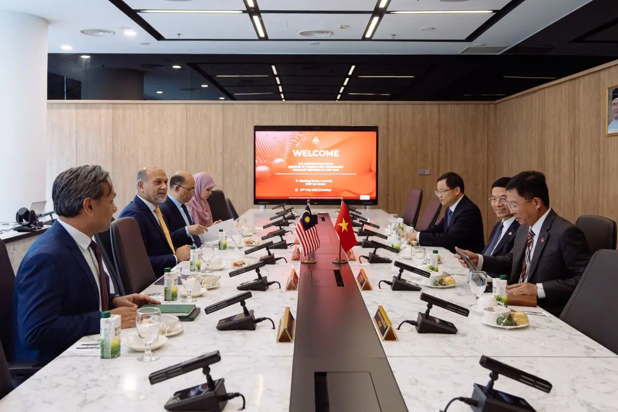 Malaysia and Vietnam Strengthen Ties Through Digital Economy Pact