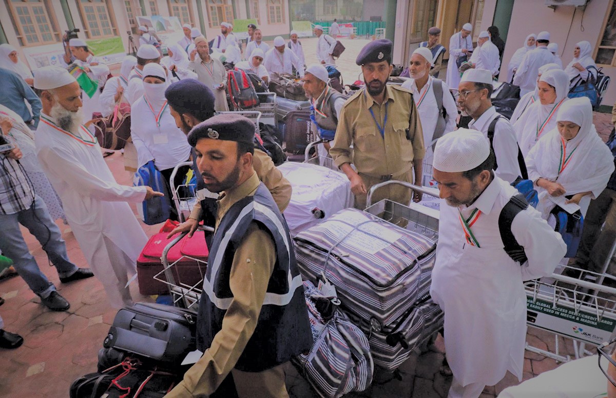 All Haj Flights from Jammu & Kashmir Cancelled Till May 14: Pilgrims Urged to Stay Calm and Stay Updated