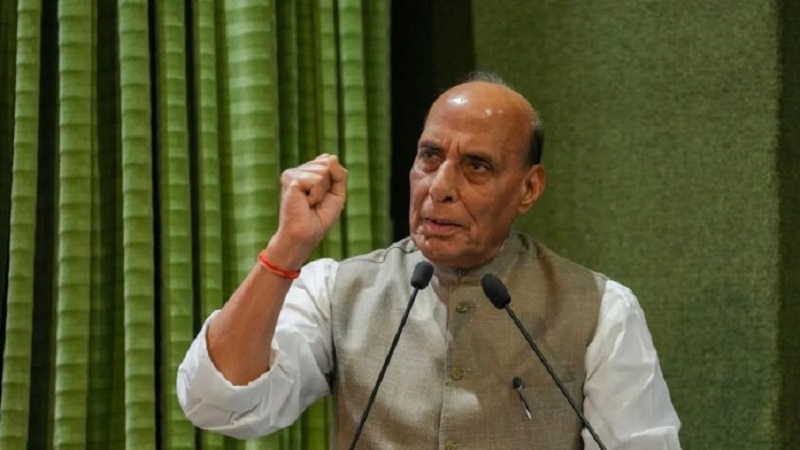 Rajnath Singh Visits Srinagar to Connect with Troops, Review Security Post-Operation Sindoor