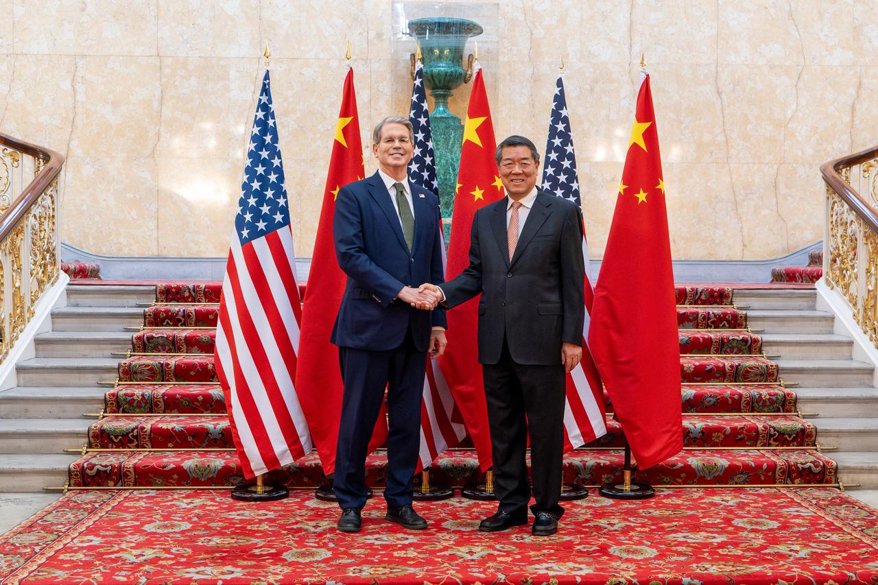 US and China Make Headway on Trade Deal After Heart-to-Heart Talks in London