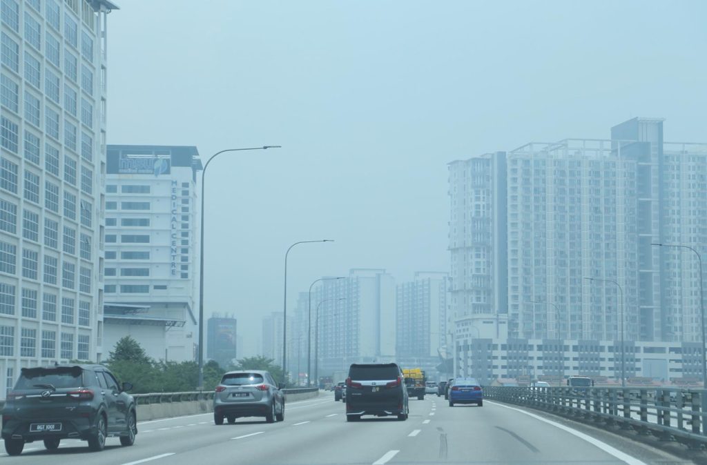 Breathe With Caution: Nine Areas in Peninsular Malaysia Struggle with Unhealthy Air Quality