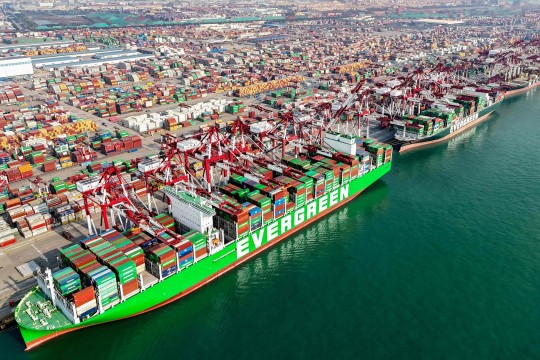 China’s US Exports Decline While Global Trade Shows a Surprising Six-Month High