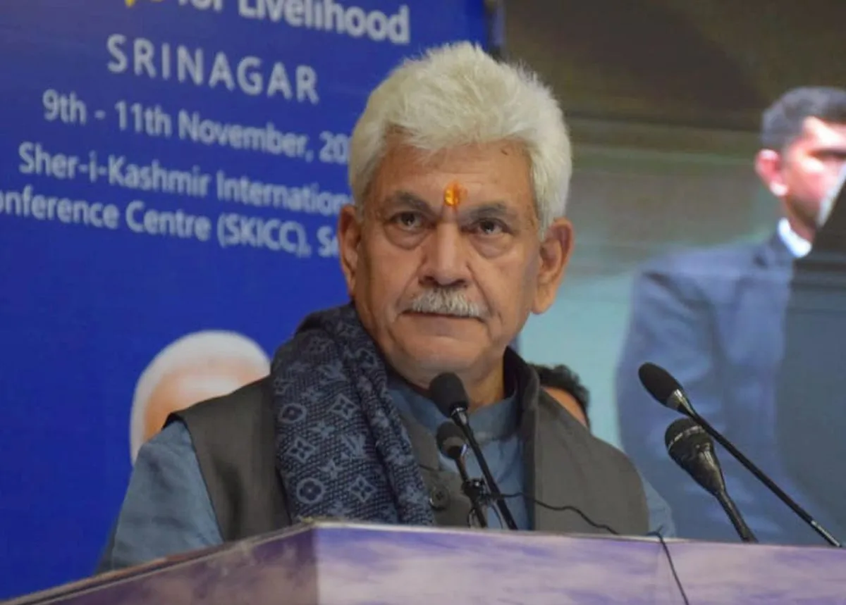 Delhi Blast: LG Manoj Sinha Urges Citizens to Unite Against Terrorism
