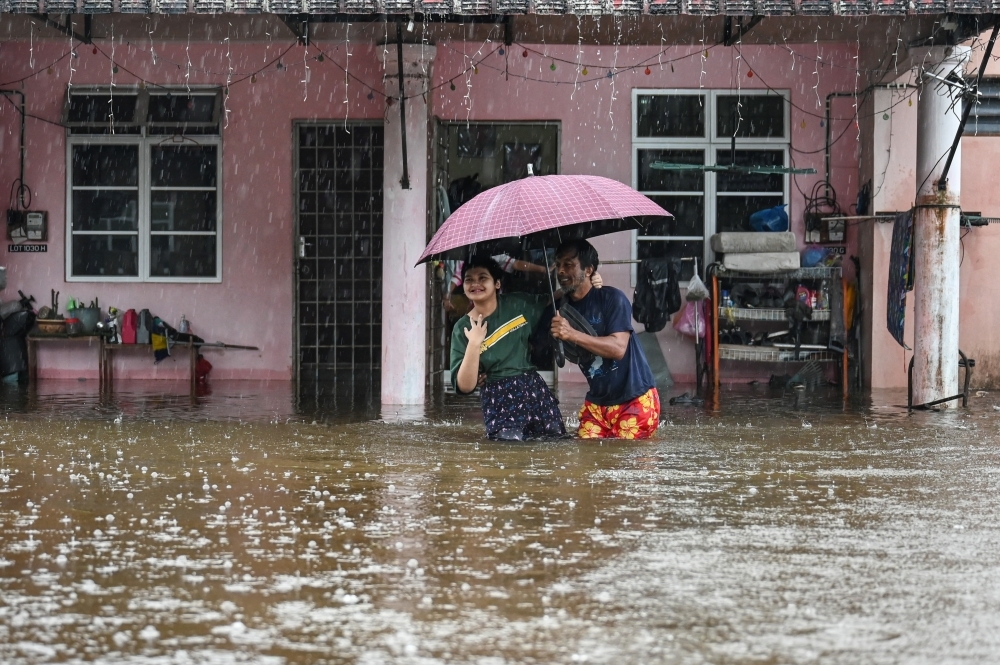 Malaysia Braces for Rare Tropical Storm ‘Senyar’: Authorities Urge Preparedness as Heavy Rain, Strong Winds and Flood Risks Loom