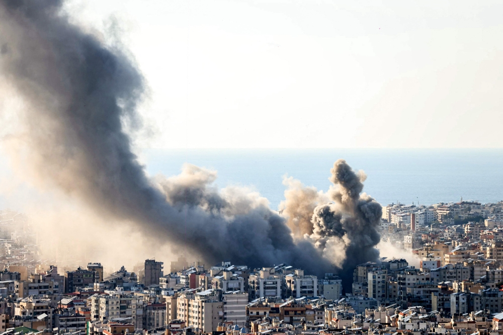 Lebanon Moves to Ban Hezbollah’s Military Wing as Airstrikes Shake Beirut